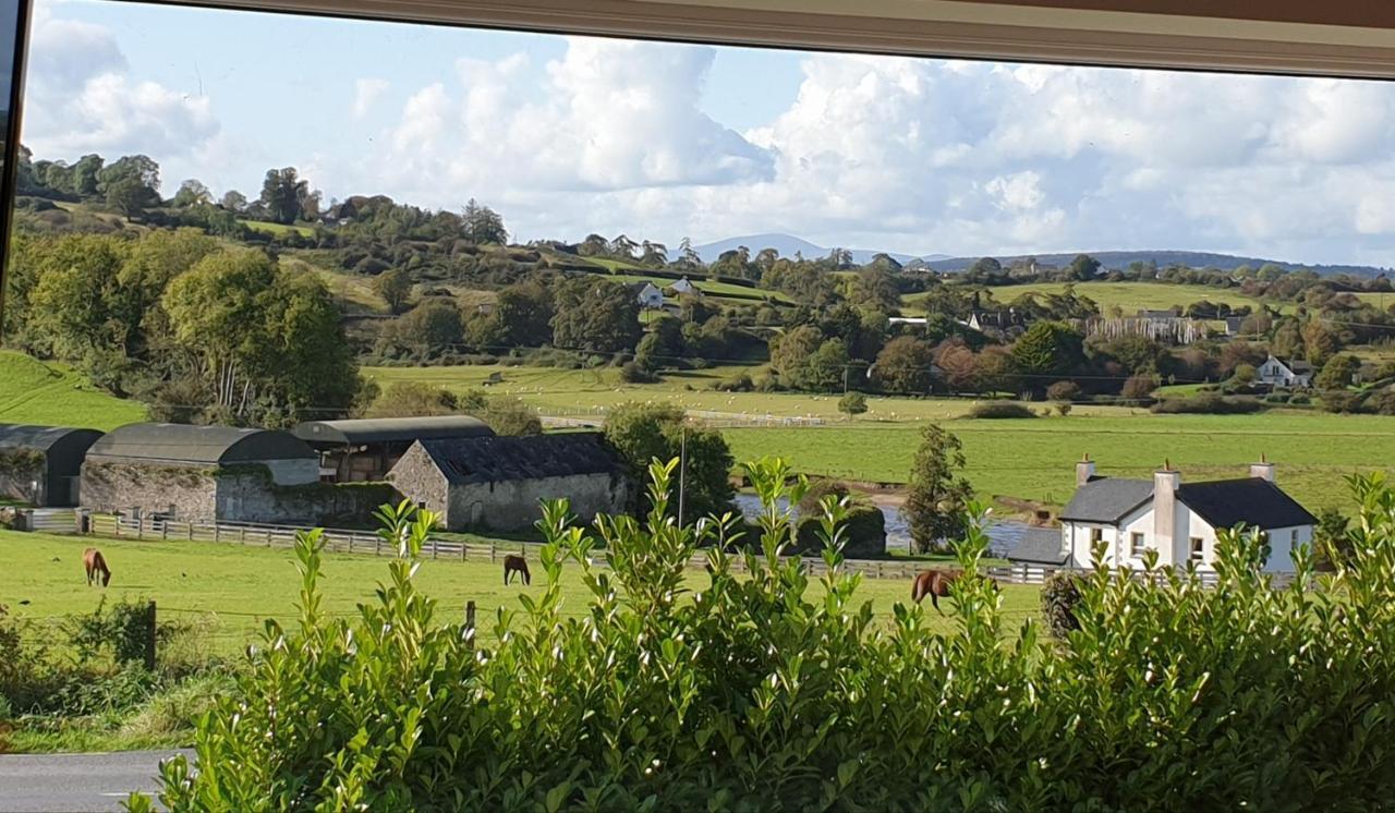 Viewmount Bed and Breakfast Thomastown  Exteriör bild